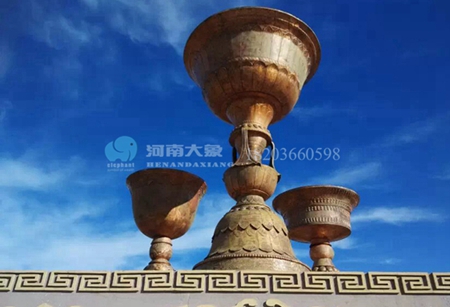 銅雕塑的分類(lèi),選擇銅材質(zhì)的什么技巧(圖1) 銅雕塑的分類(lèi),選擇銅材質(zhì)的什么技巧(圖1)